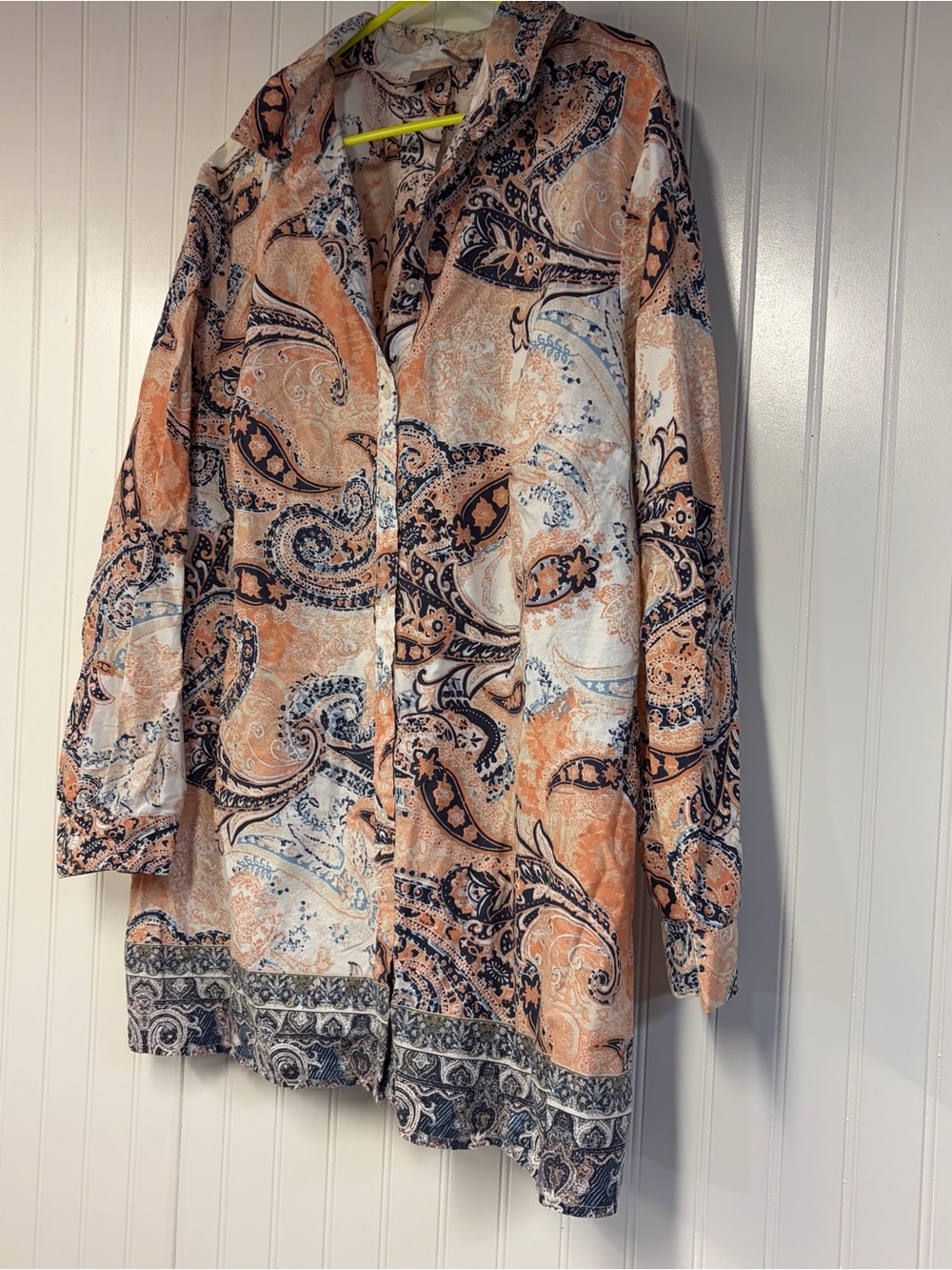 Chico’s Paisley Long Button-Up Shirt Tunic in Peach and Navy XL 3
